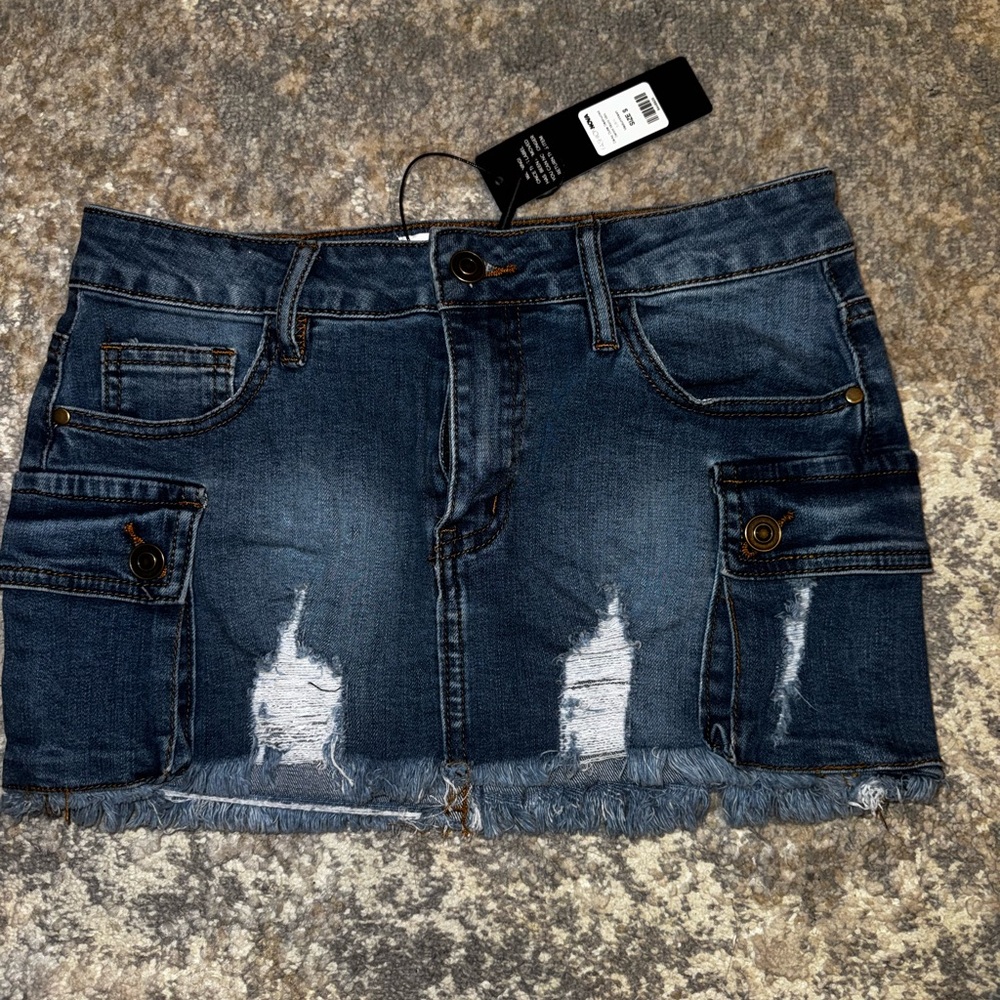 Fashion Nova Denim Distressed Mini Skirt Frayed Hem Button Pockets Blue S